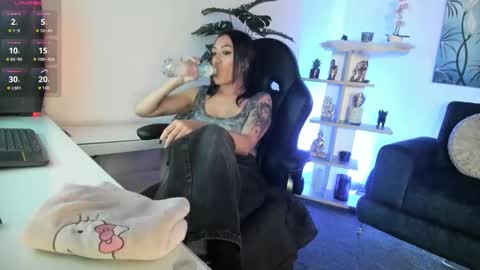 Gabi  online show from 10.18.25