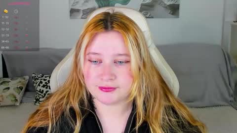 Snapshot of barbara_ferrarri chatting on 11.27.25 Barbara online show from 11.27.25