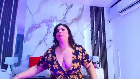 Snapshot of barbaraferrer69 chatting on 05.24.26 BARBARA FERRER online show from 05.24.26