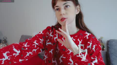 Snapshot of barbarian_girl chatting on 12.25.24 Amina online show from 12.25.24