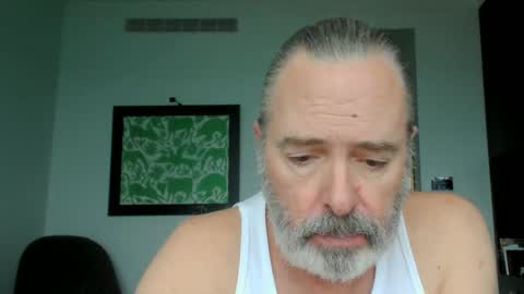 Snapshot of barberstud chatting on 11.26.25 Ed online show from 11.26.25