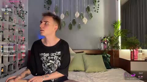 Snapshot of barbie_bi chatting on 02.07.25 My name is Molly. Please say hello I like talking to you. If you have any wishes or obscene desires please use the tip menu online show from 02.07.25