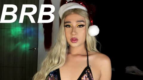 Snapshot of barbie_boy_ chatting on 12.03.24 I work from home this is my room 3 online show from 12.03.24