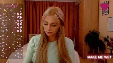 Snapshot of barbie_kiss1 chatting on 12.12.24 barbie online show from 12.12.24