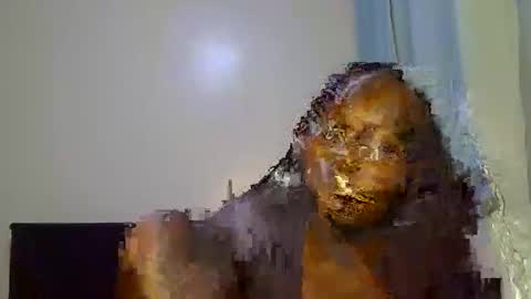 Snapshot of barbie_queen2 chatting on 04.14.26 queen online show from 04.14.26