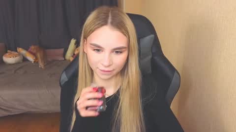 Eva online show from 12.08.24