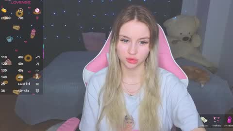 Eva online show from 03.31.26