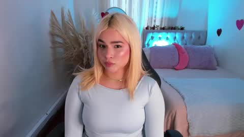 Snapshot of barbiehannab chatting on 02.20.26 barbiehannab online show from 02.20.26