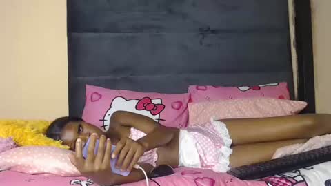 Snapshot of barbiex20 chatting on 10.29.25 barbiex20 online show from 10.29.25