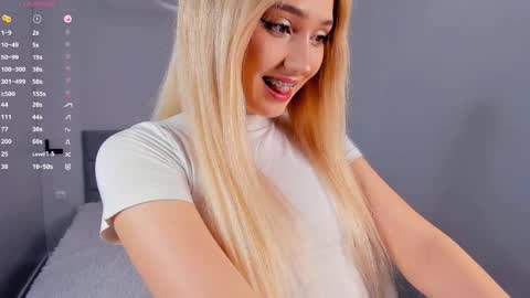 Mia online show from 04.12.26