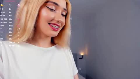 Mia online show from 06.14.26