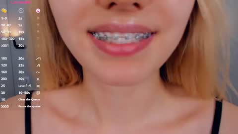 Mia online show from 07.09.26