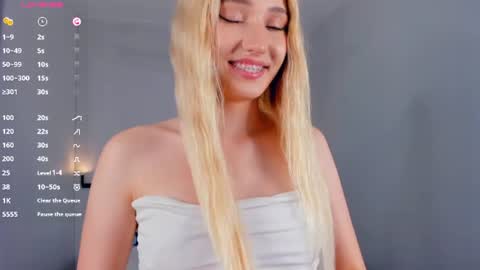 Mia online show from 07.22.26