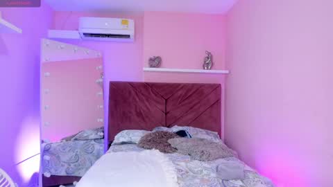 Luna online show from 02.22.25