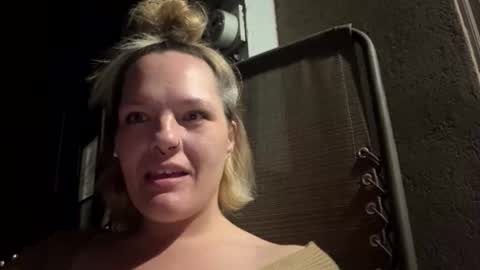 Snapshot of barelybehavedbarbie chatting on 04.04.26 barelybehavedbarbie online show from 04.04.26