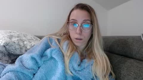 Lena online show from 03.23.26