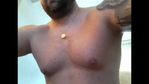 Snapshot of barrias23 chatting on 09.30.25 barrias23 online show from 09.30.25