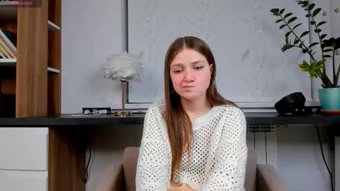 Elise online show from 12.02.25