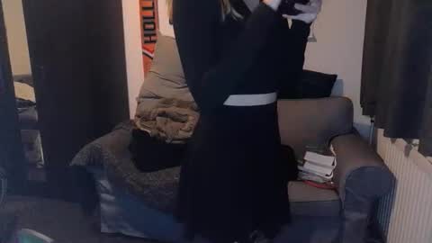 Snapshot of baseddutch chatting on 10.21.25 baseddutch online show from 10.21.25