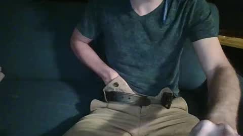 Snapshot of bassplayingbaby124 chatting on 02.28.25 bassplayingbaby124 online show from 02.28.25