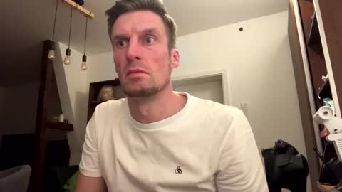 Snapshot of basst23 chatting on 02.11.25 basst23 online show from 02.11.25