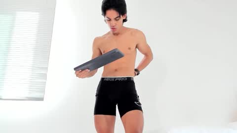 Bastian Maalouf  online show from 10.07.25