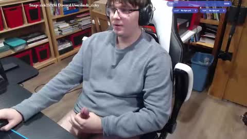 Snapshot of baterricky chatting on 10.17.25 Ricky online show from 10.17.25