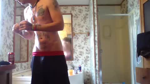 Snapshot of battlewolfxx chatting on 12.18.24 battlewolfxx online show from 12.18.24