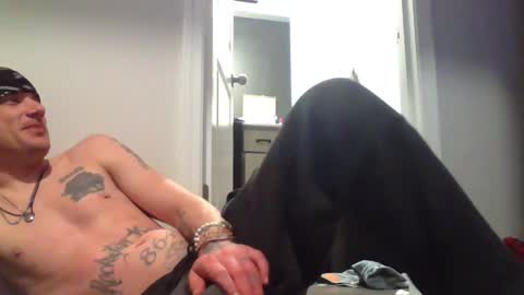 Snapshot of battlewolfxx chatting on 02.22.25 battlewolfxx online show from 02.22.25