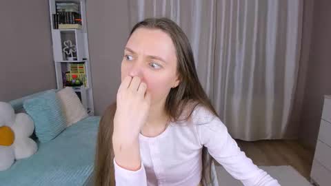 Snapshot of bb_lourels_ chatting on 01.07.26 Lourel I will be here on and online show from 01.07.26