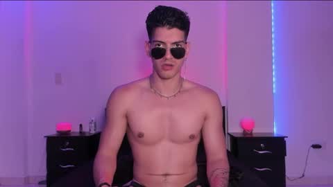 Valentino online show from 02.01.25