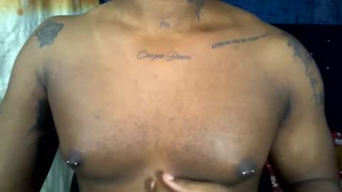 Snapshot of bbc_muscular chatting on 02.22.25 camilo online show from 02.22.25