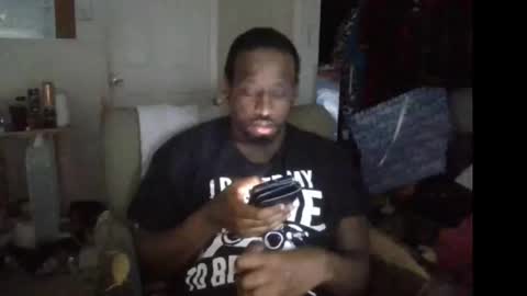 rocker n queen online show from 12.19.25