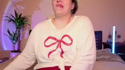 Snapshot of bbw_goddes chatting on 02.22.26 Love online show from 02.22.26