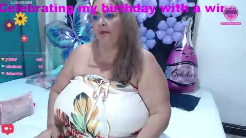 Snapshot of bbwsalome chatting on 02.11.25 Salome online show from 02.11.25