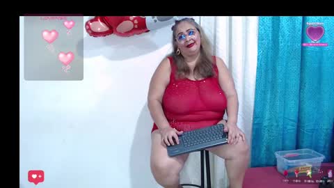 Snapshot of bbwsalome chatting on 02.22.25 Salome online show from 02.22.25