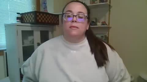 Snapshot of bbwsophiecooks chatting on 05.11.26 Sophie BBW online show from 05.11.26