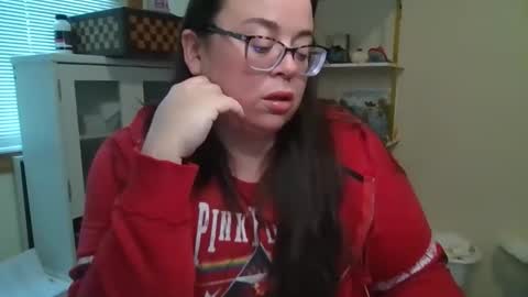 Snapshot of bbwsophiecooks chatting on 05.12.26 Sophie BBW online show from 05.12.26