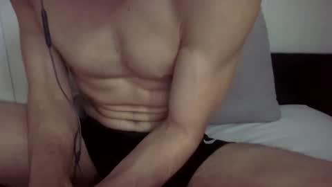 Snapshot of bbxx_2 chatting on 04.15.26 bbxx_2 online show from 04.15.26