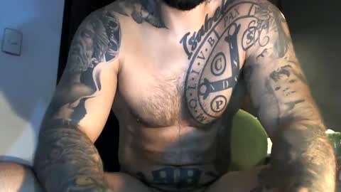 Snapshot of bby044 chatting on 01.17.25 bby044 online show from 01.17.25