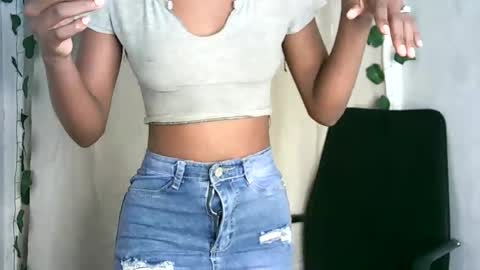 Smiles online show from 01.31.25