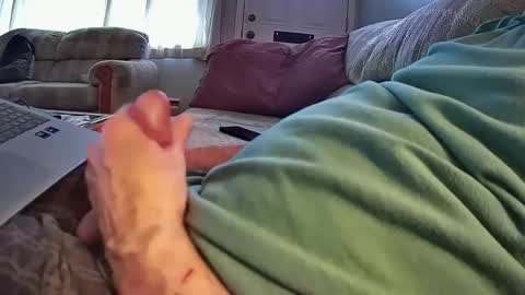 Snapshot of bcema2 chatting on 12.09.24 bcema2 online show from 12.09.24