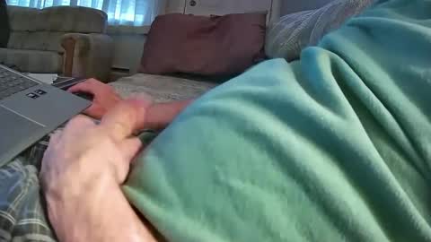 Snapshot of bcema2 chatting on 12.27.24 bcema2 online show from 12.27.24