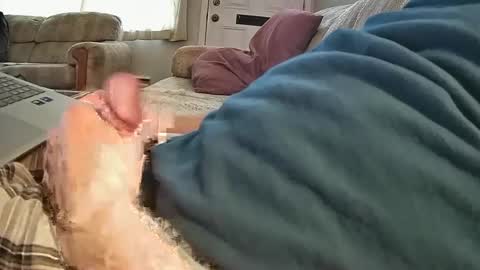 Snapshot of bcema2 chatting on 01.11.25 bcema2 online show from 01.11.25