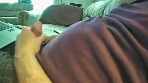 Snapshot of bcema2 chatting on 09.10.25 bcema2 online show from 09.10.25