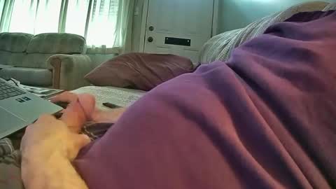 Snapshot of bcema2 chatting on 10.22.25 bcema2 online show from 10.22.25