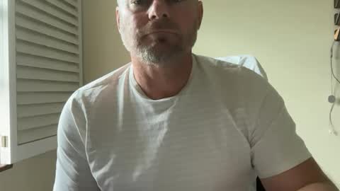 Snapshot of bcjonny chatting on 05.10.26 BCJonny online show from 05.10.26