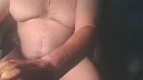 Snapshot of bcstexxx chatting on 10.31.25 bcstexxx online show from 10.31.25