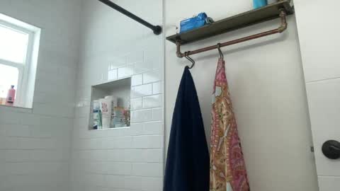 Snapshot of bd_energy_drink chatting on 02.01.25 bd_energy_drink online show from 02.01.25