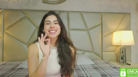 Helena  Evan online show from 04.15.26